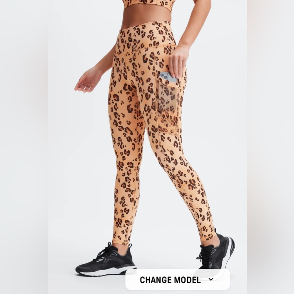 Fabletics Define PowerHold® High-Waisted 7/8 Legging nwt